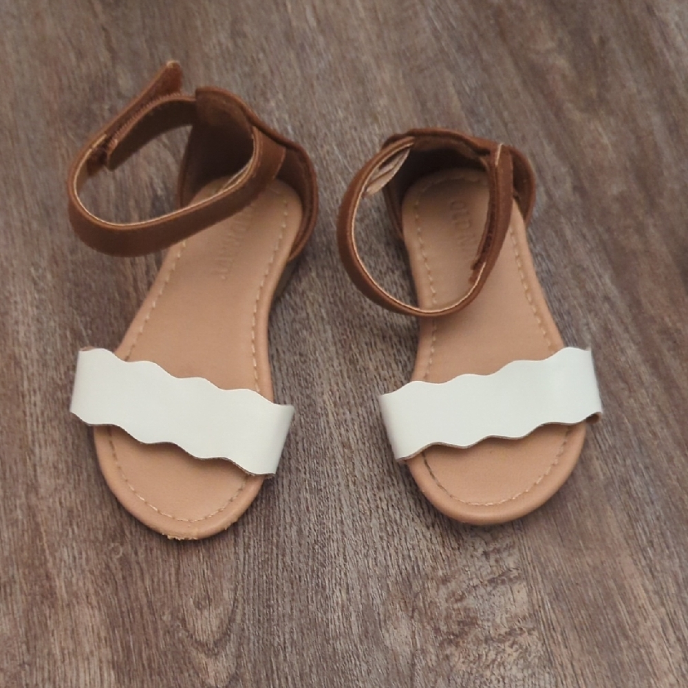 Old Navy Tan and Cream Kids Sandals